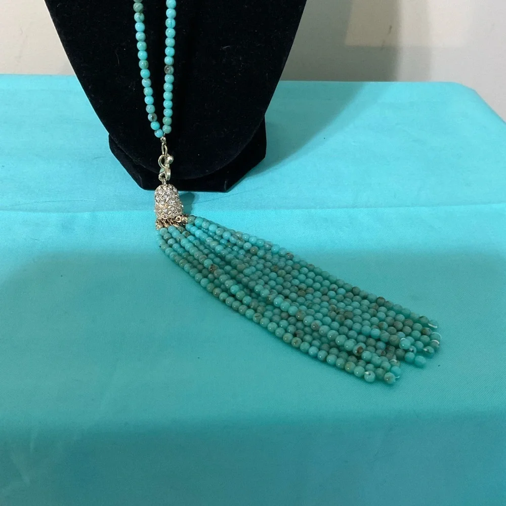 Chic Turquoise Beaded Necklace